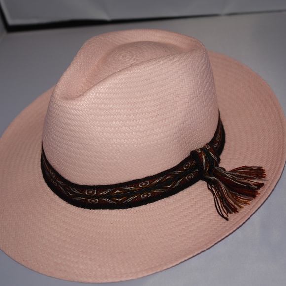 100% Straw hats (Panama hats )
